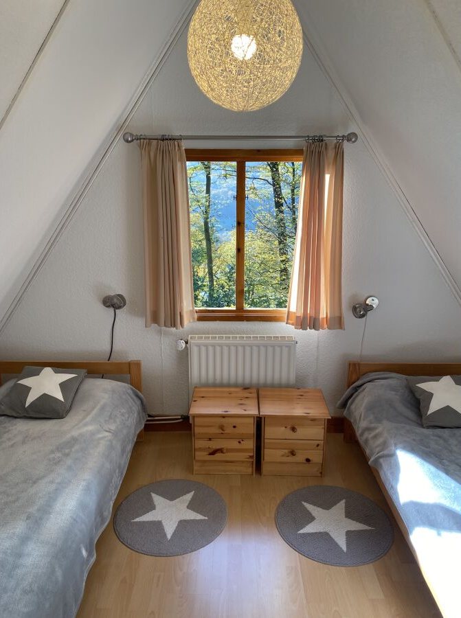 Kleines Schlafzimmer im Obergeschoss